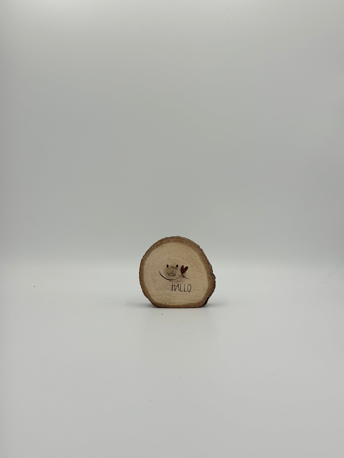 Holzscheibe "Hallo"